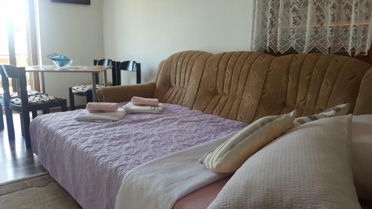 Licko Petrovo Selo Apartman Nina מראה חיצוני תמונה